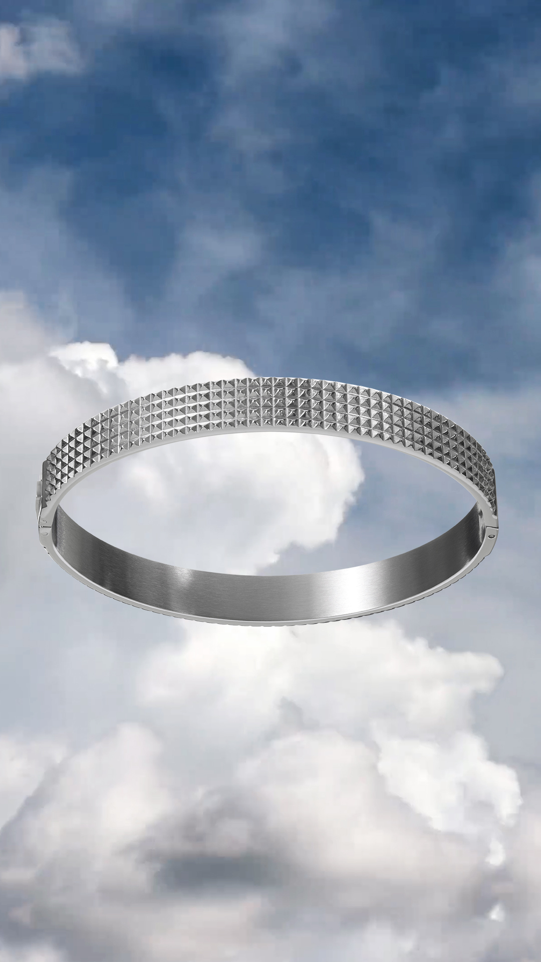 CHRISTIAN DADA　Crow Bangle Crescent Stone Bangle Bracelet | Julie Vos